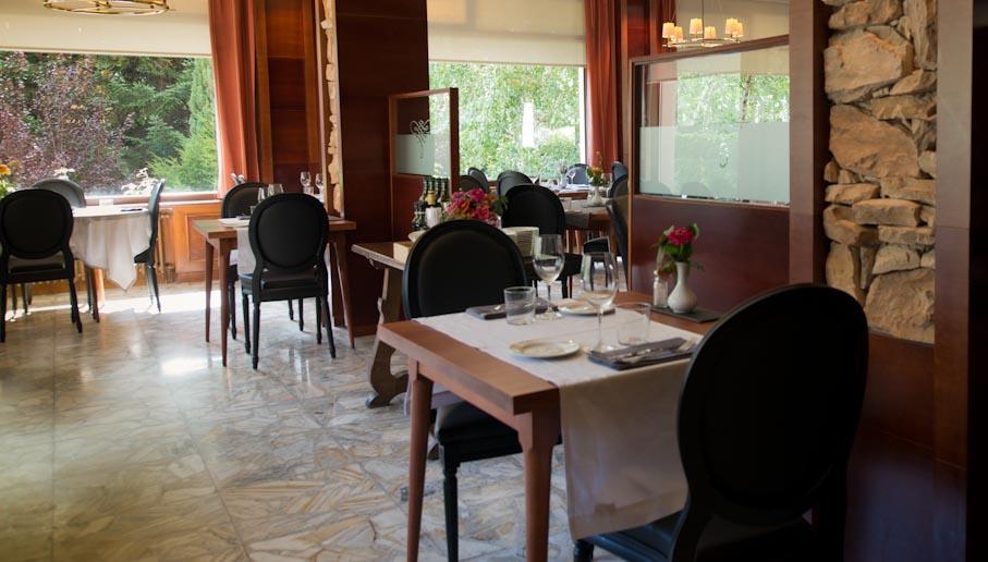 סורט Hotel Restaurant Pessets & Spa מראה חיצוני תמונה
